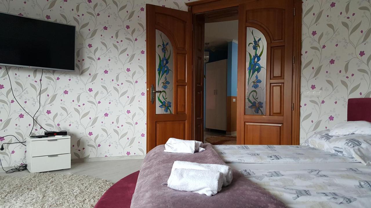 Paris-Lux. Apartment Hajduszoboszlo Exterior photo